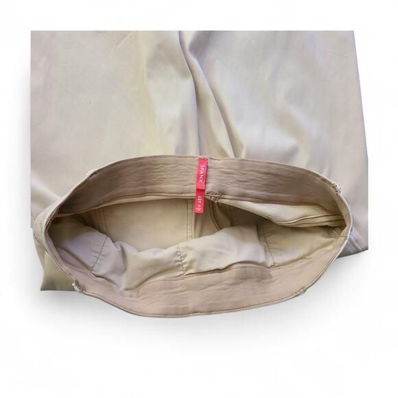 Spanx Cream Wide Leg Chino Pants XL Pull-On Stretch Front & Back Pockets - Picture 6 of 8